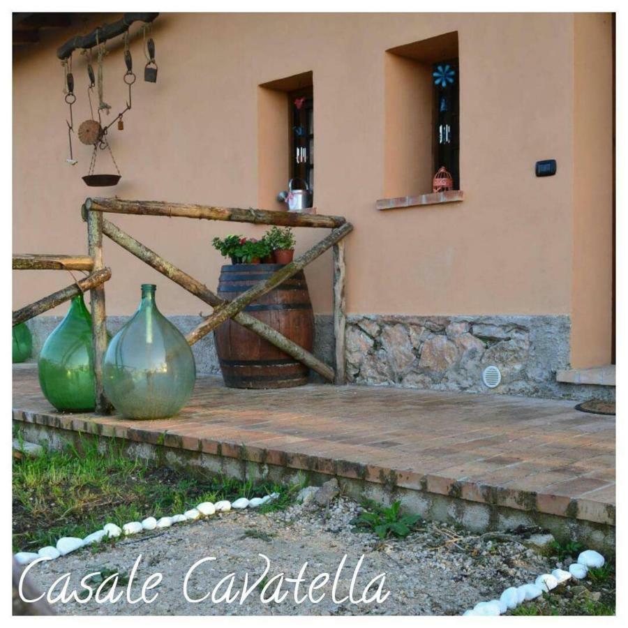 Casale Cavatella Bed and Breakfast Sermoneta Eksteriør billede
